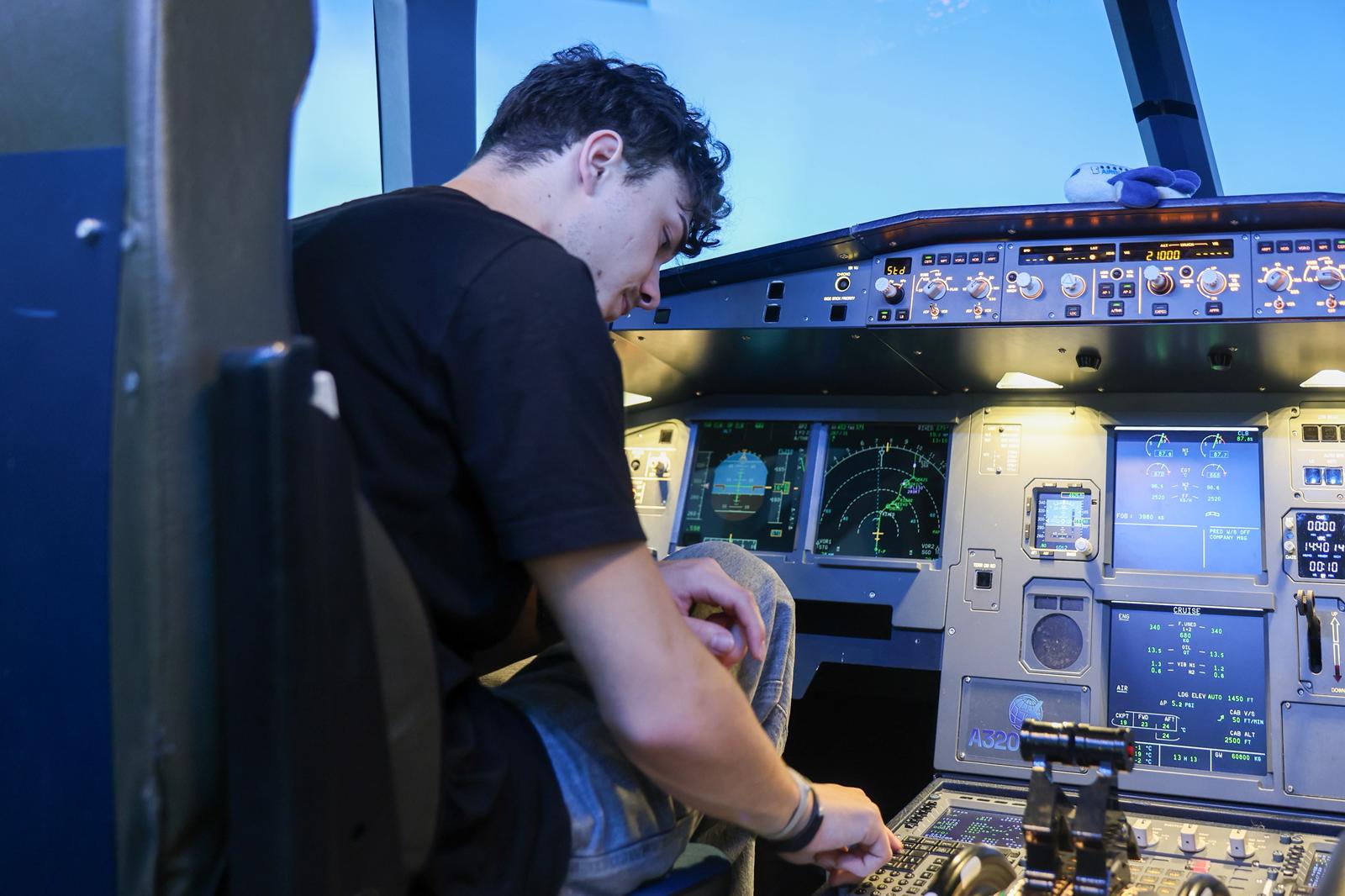 Lerne den Umgang mit dem A319/320/321